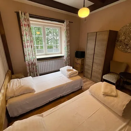 Couette-café Mlyn 3*