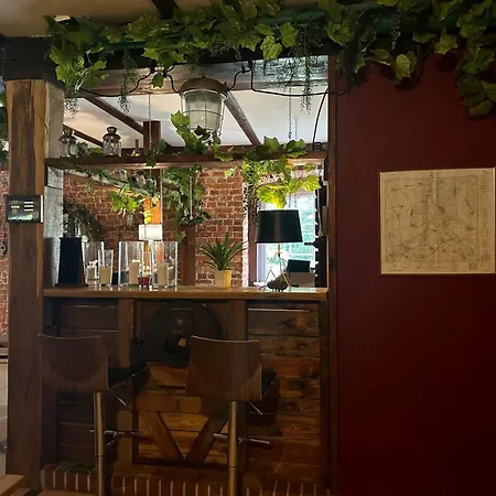 Couette-café Mlyn 3*